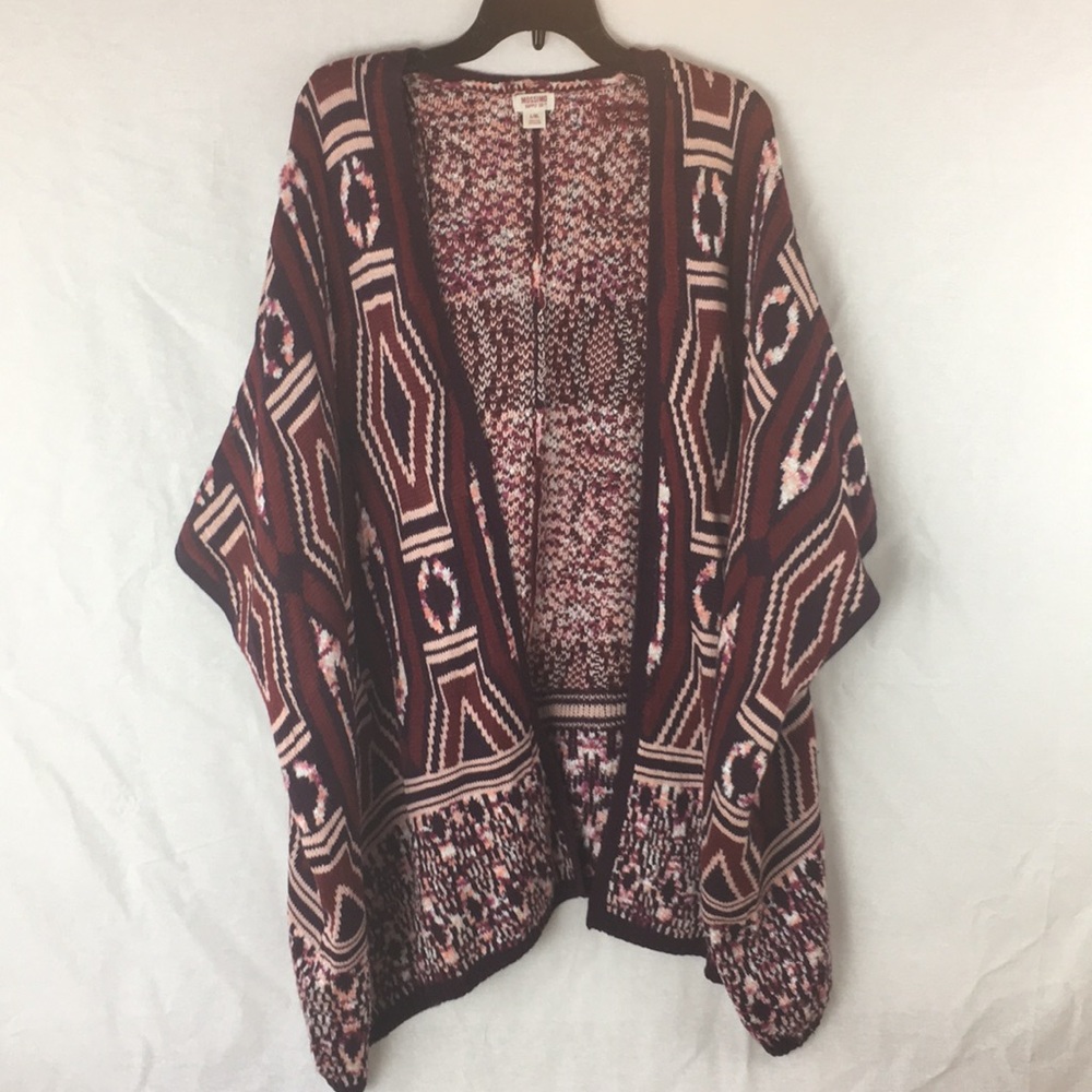 Mossimo sweater poncho size L/XL